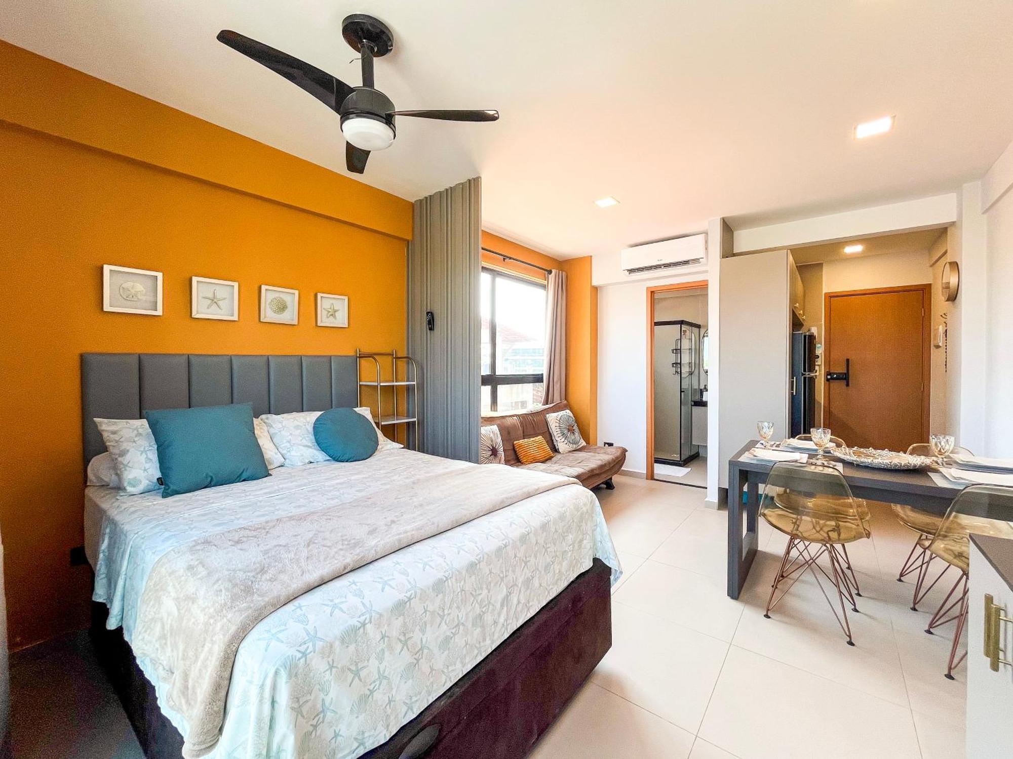 One-Bedroom Apartment